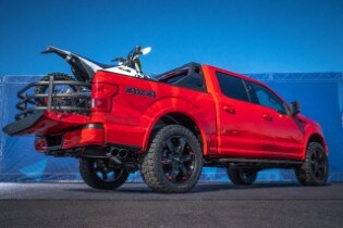 Ford Accessories Ford F-150 Lariat Sport Crew Cab with Bl...